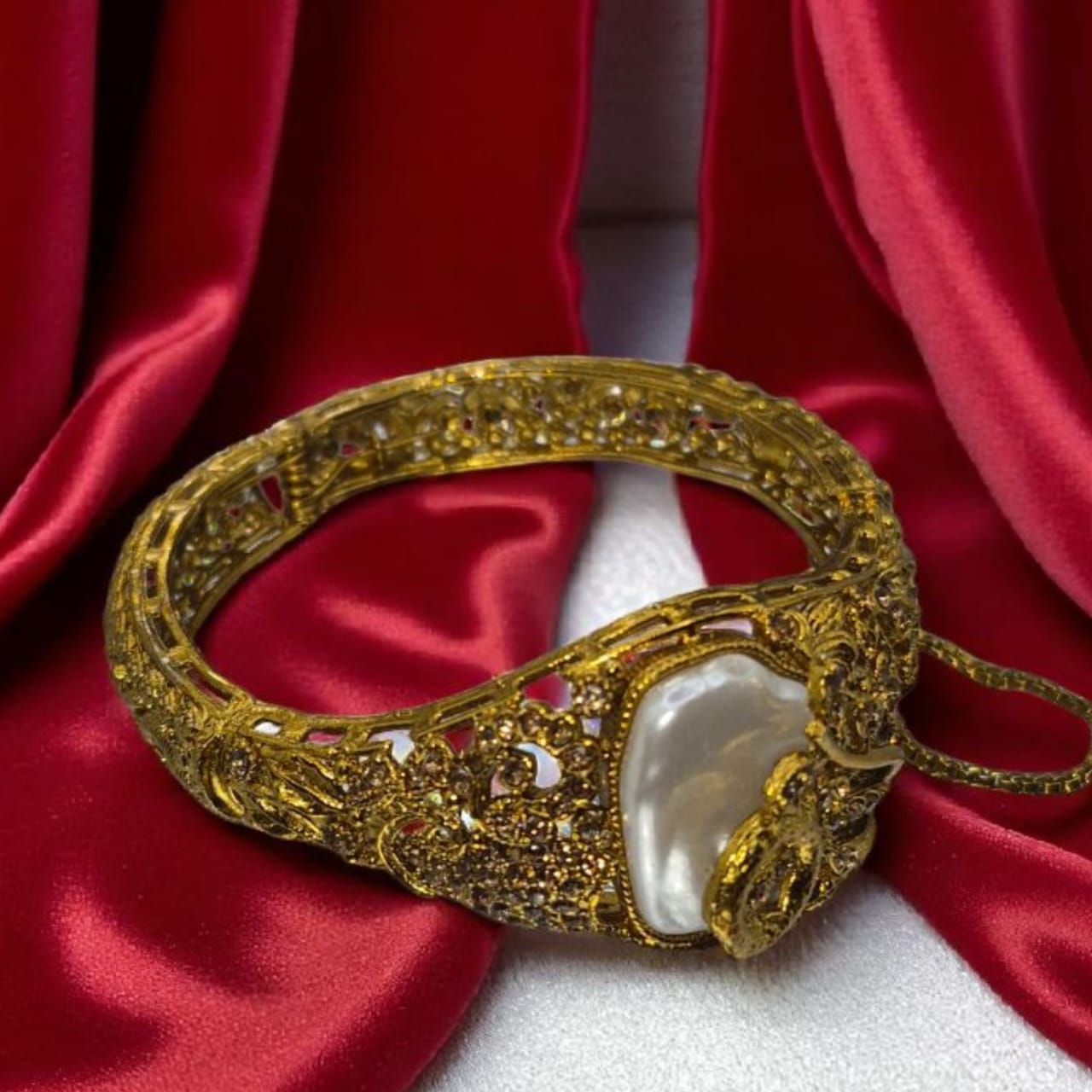 Turkish style bangle with champagne stones