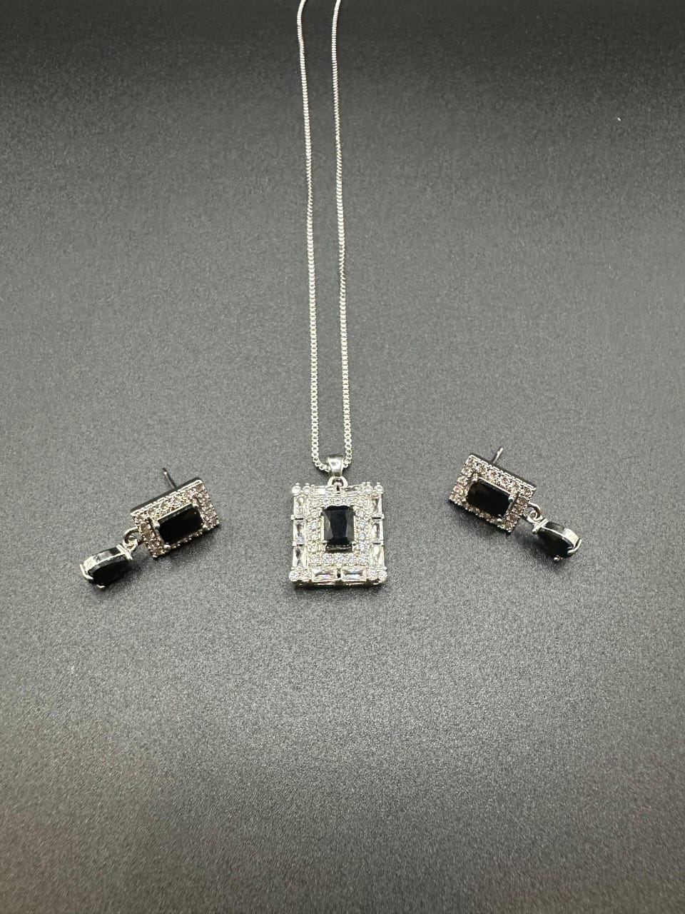 Delicate black locket set