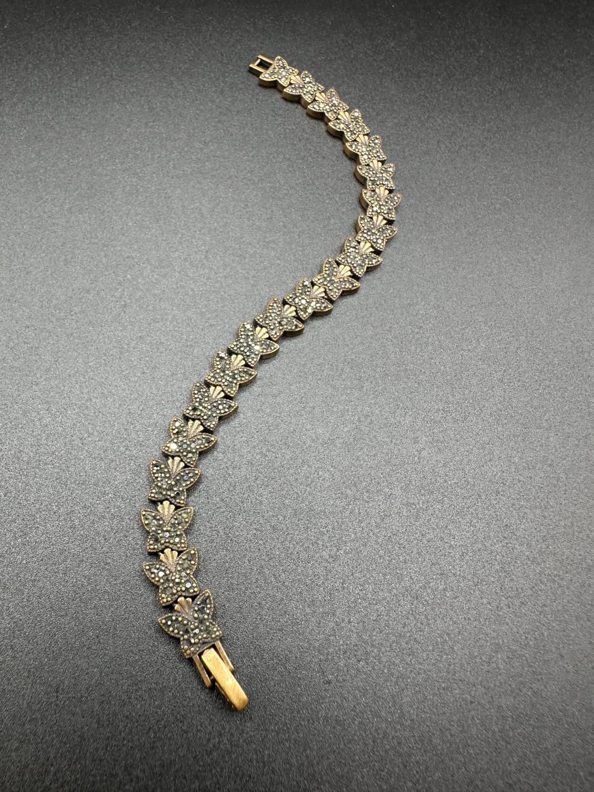 Turkish bracelet with black stones