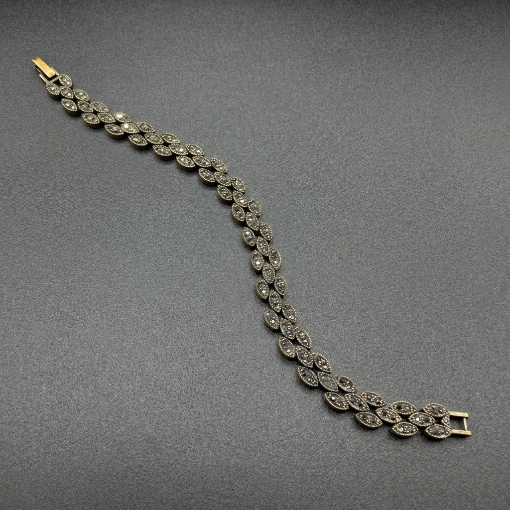 Turkish bracelet with black stones