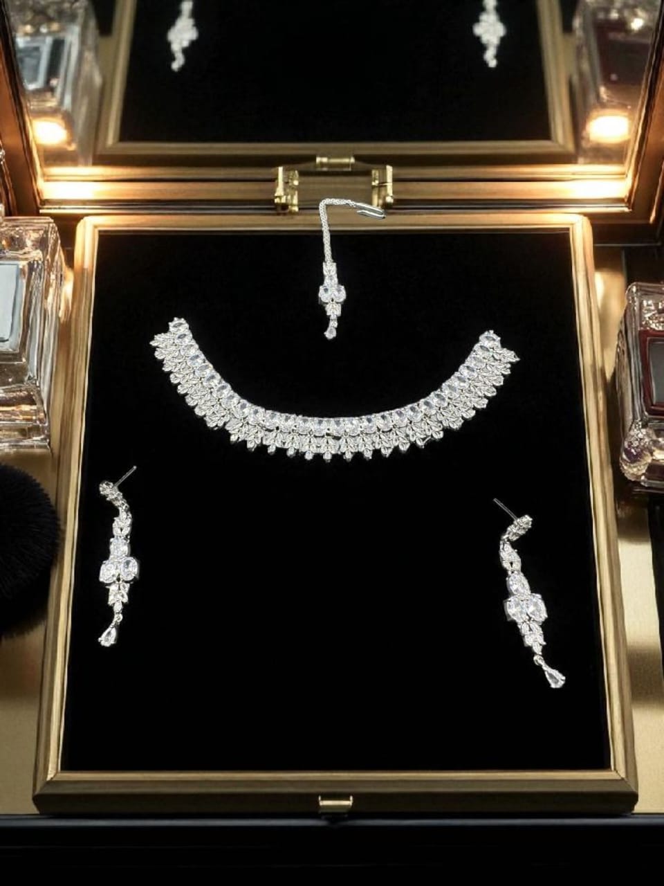 Silver plated zircon set