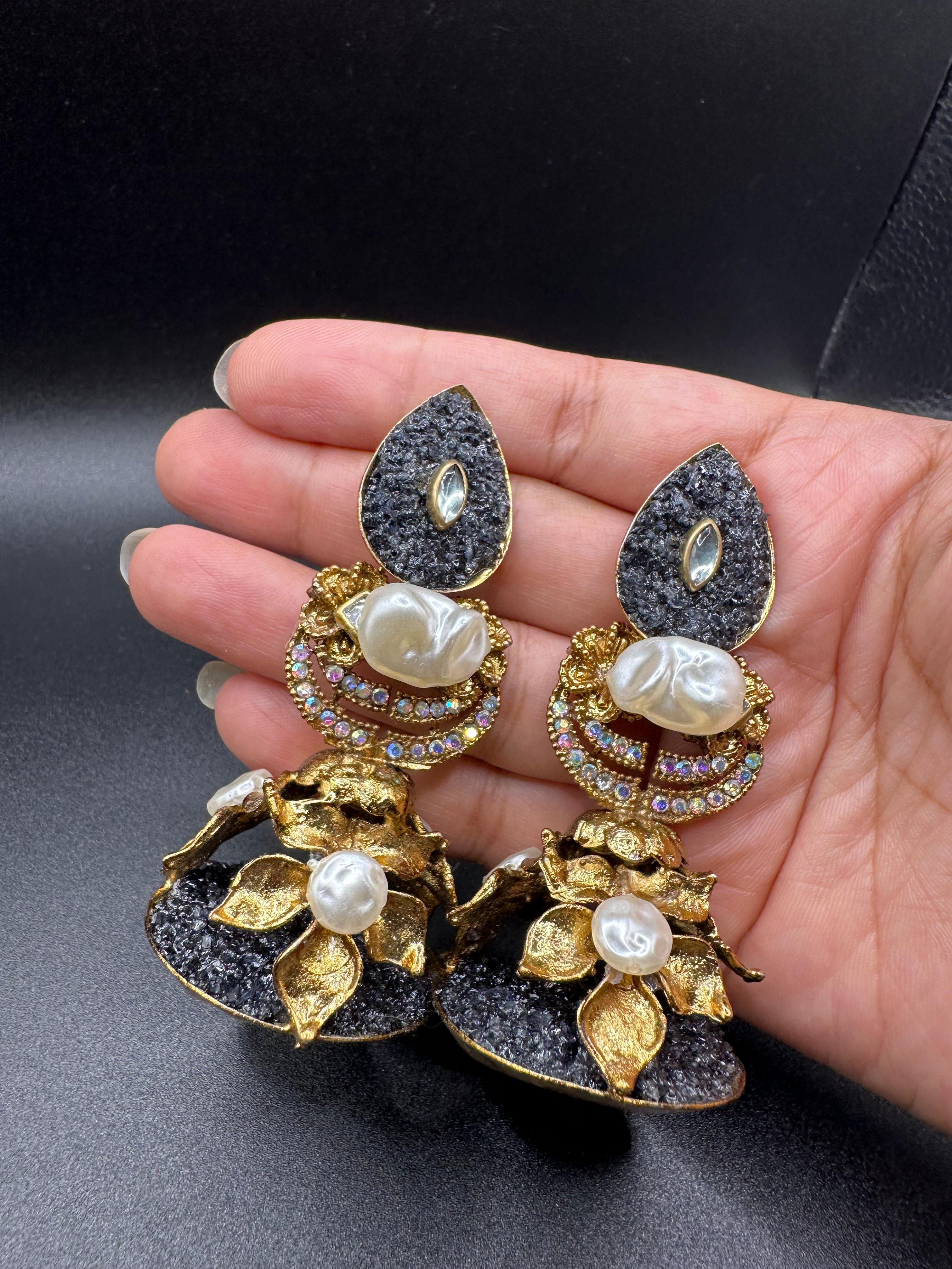 Turkish style bold black jhumke