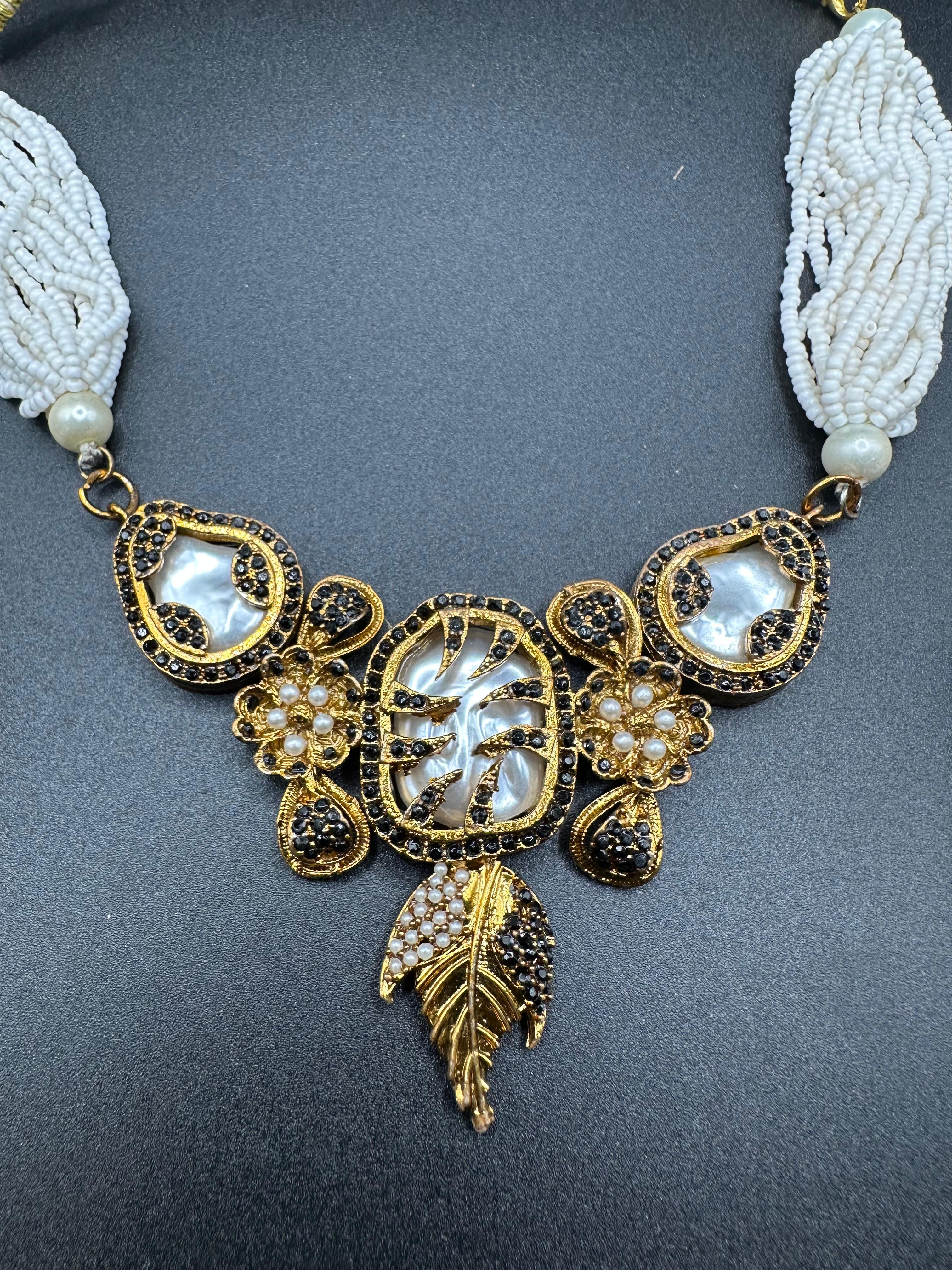 Turkish style black choker set