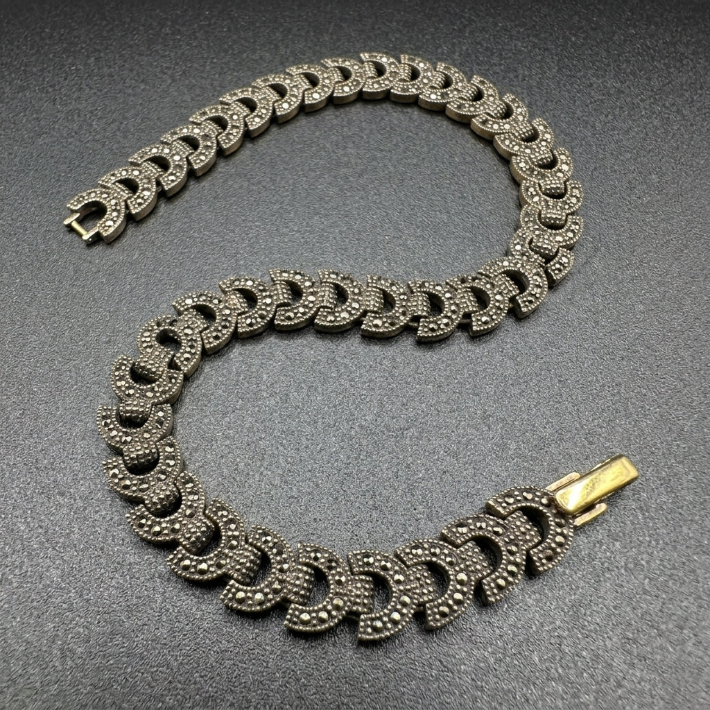Turkish bracelet with black stones