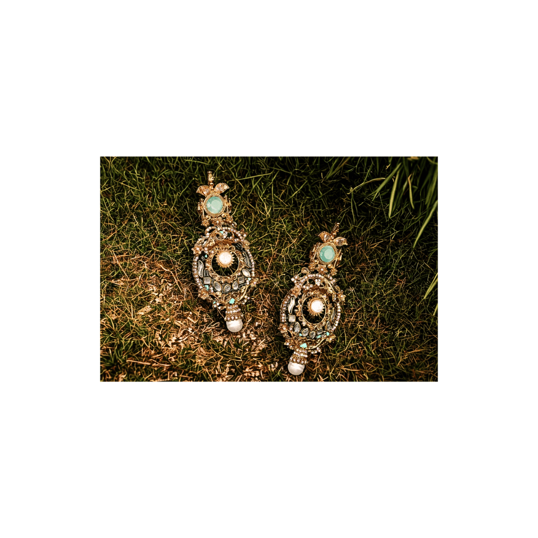 Long Turkish earrings in turquoise