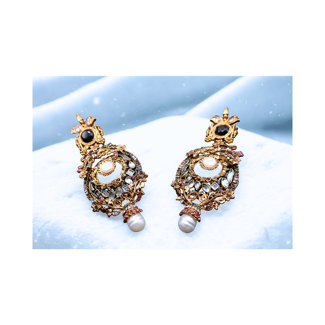 Long Turkish earrings in black