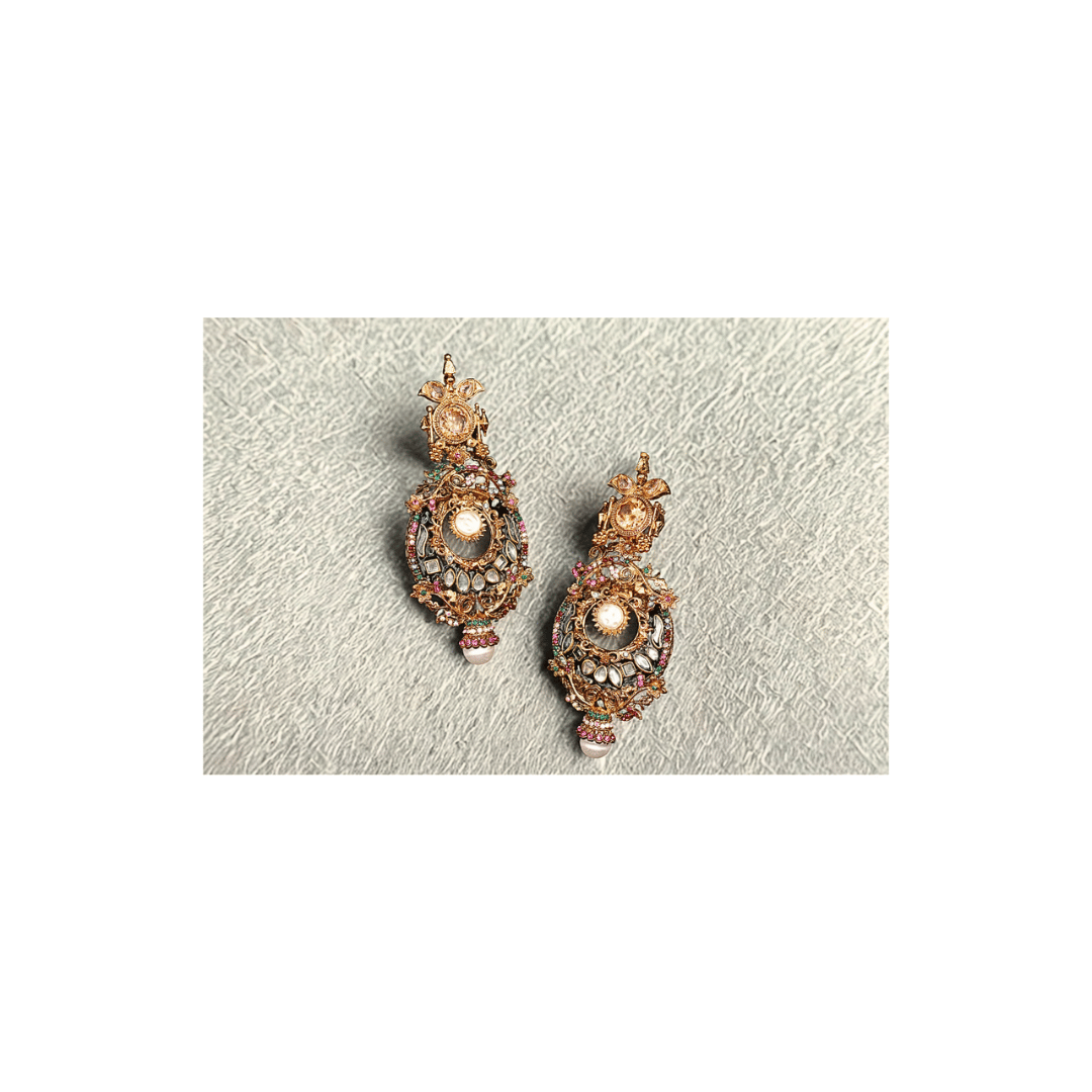Long Turkish earrings in champagne