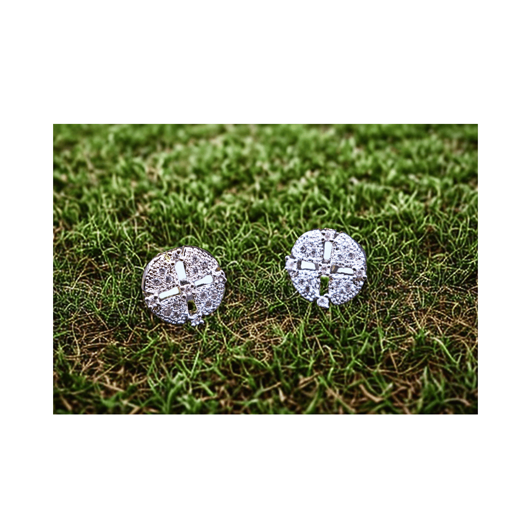 Silver studs with zircon