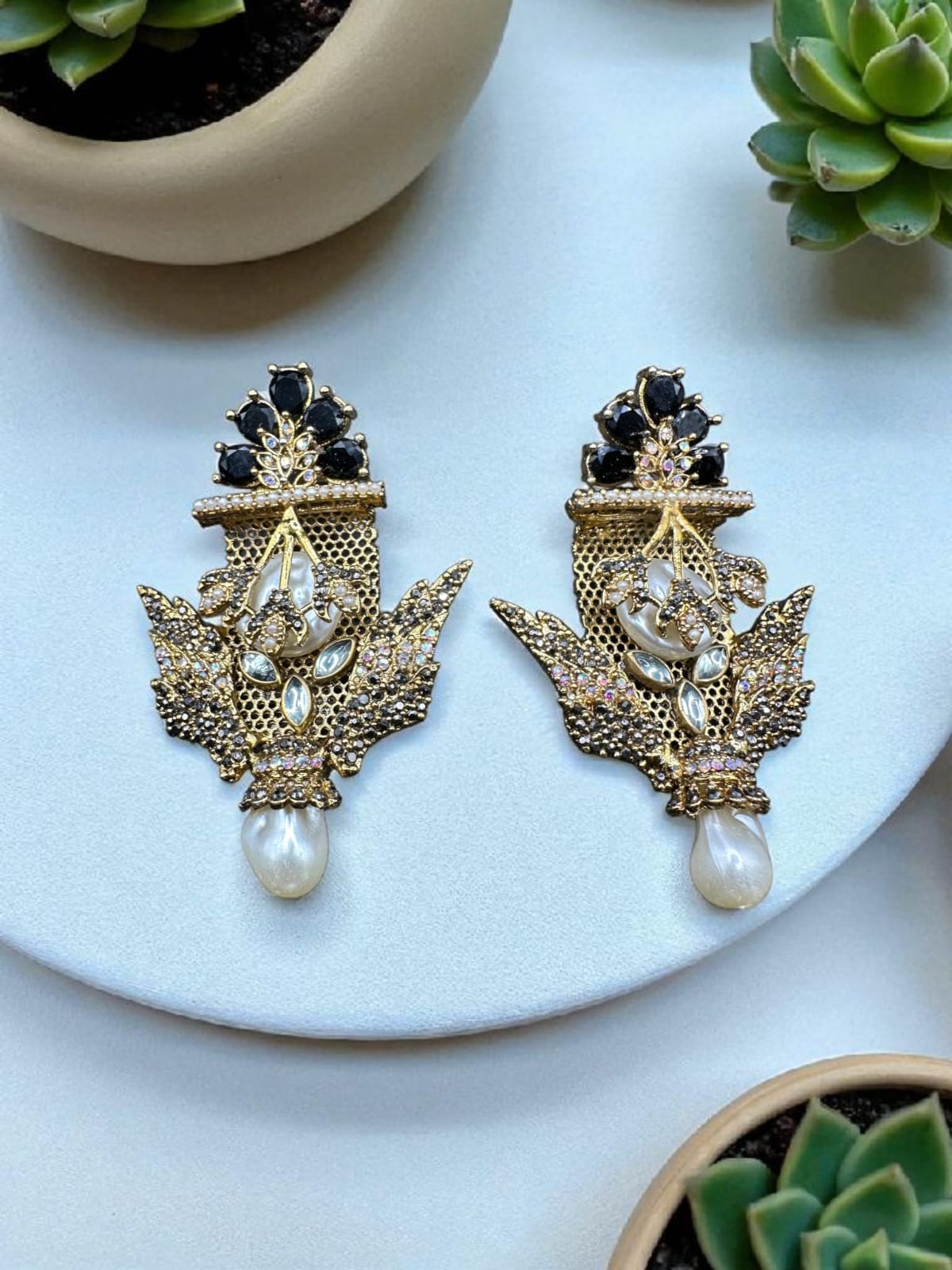 Turkish earrings with black stones