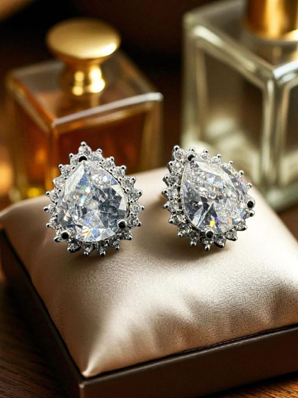 Diamond cut zircon studs